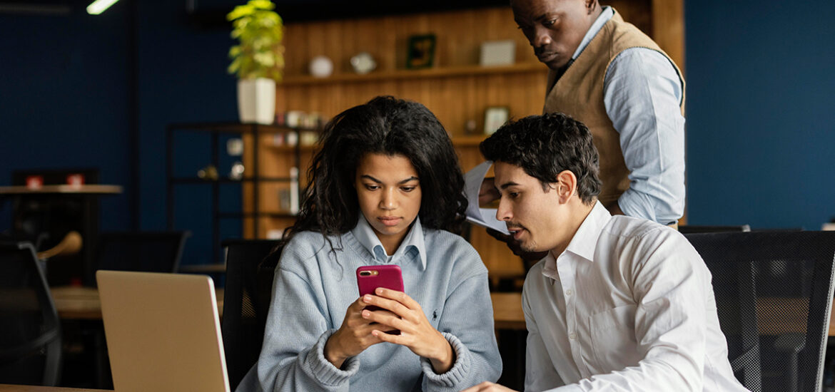 Selling online and taxes: tech companies now report your income to HMRC